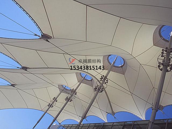 膜結(jié)構(gòu)多少錢一平方？