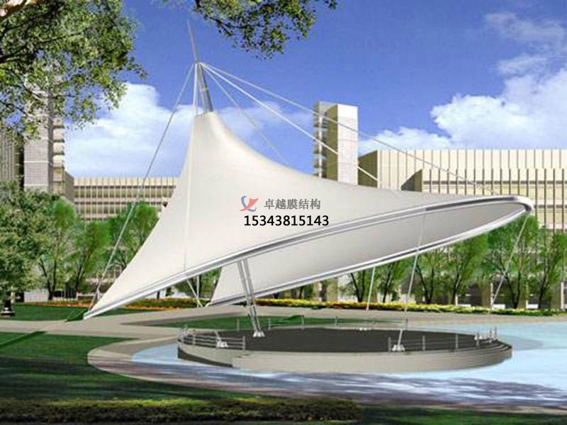 選擇PVDF膜材時需要考慮哪些因素？