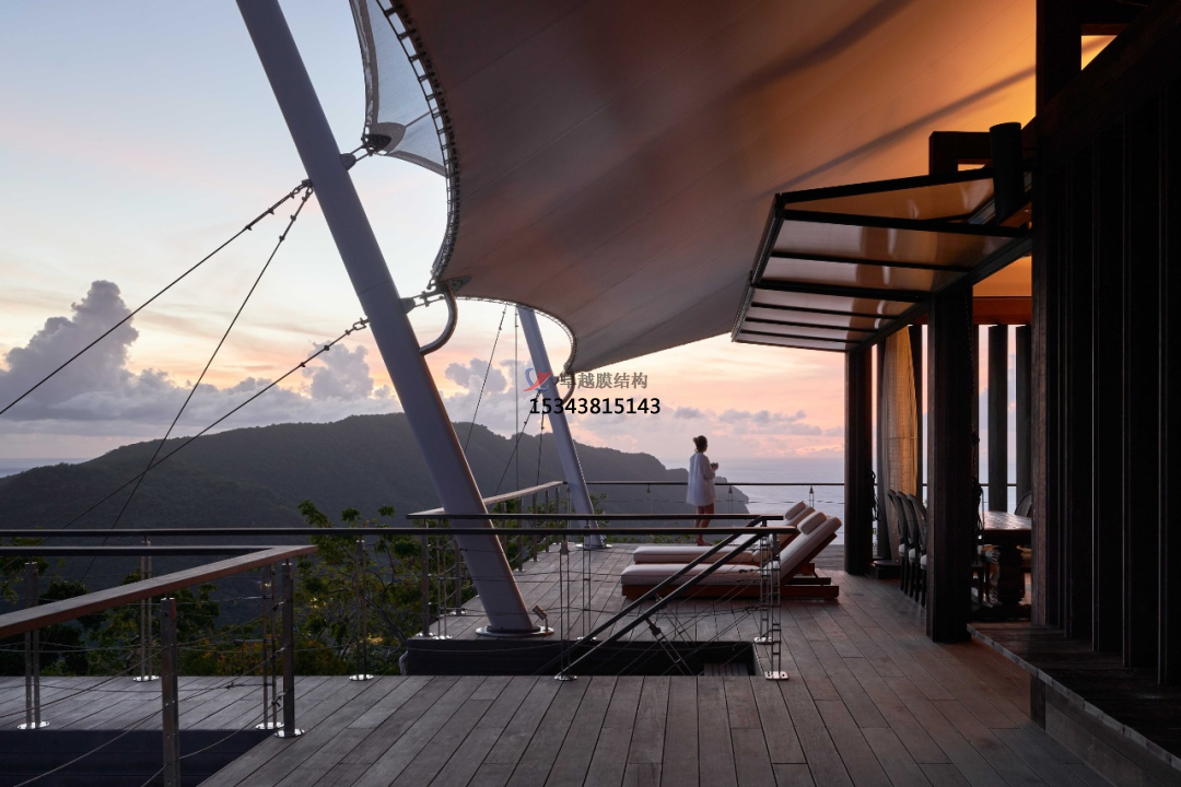 “<font color='red'>張拉膜結(jié)構(gòu)</font>” 過時(shí)了？不，是升級(jí)了！