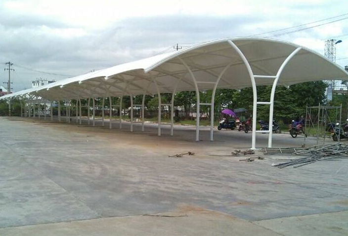 索<font color='red'>膜結(jié)構(gòu)車棚</font>定制需要怎么選擇生產(chǎn)廠家？