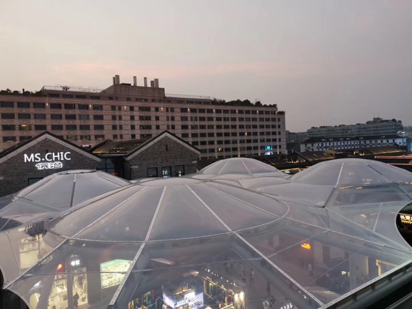 ETFE膜結(jié)構(gòu)材料的種類有哪些？如何選購(gòu)適合自己的ETFE膜結(jié)構(gòu)？