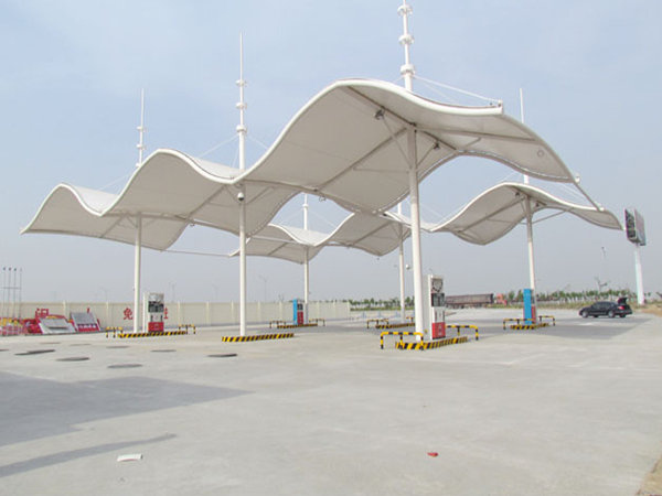 膜結(jié)構加油站怎么選購膜布？